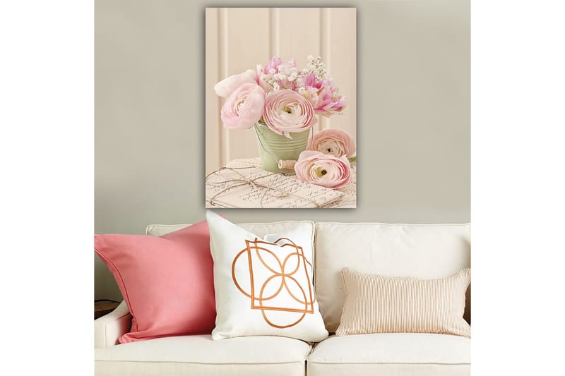 Canvastavla 70x100 cm - Bukett med rosa ranunkler i en grön kruka - Rosa / Grön / Vit - Inredning - Tavlor & konst - Canvastavlor