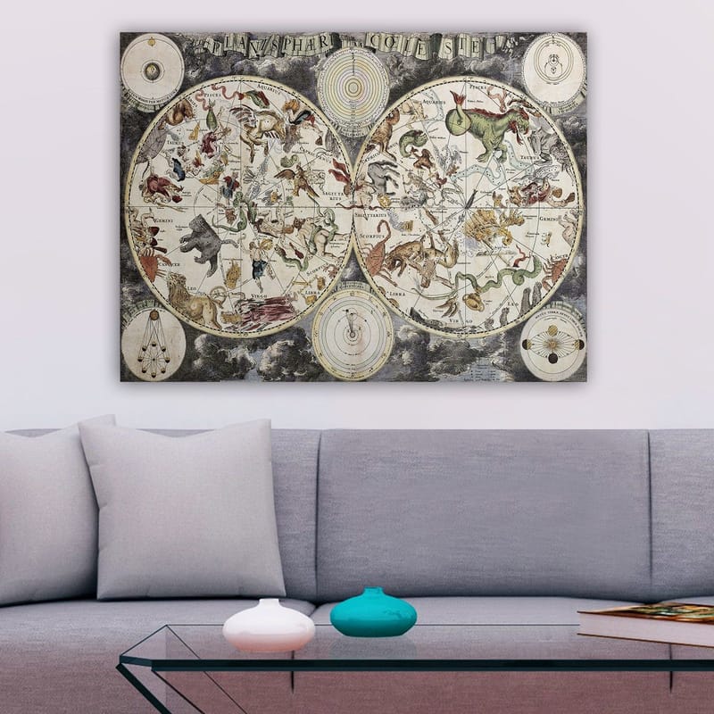 Canvastavla 70x100 cm - Detaljerad stjärnkarta med olika mytologiska djur och figurer som representerar stjärnbilder - Grön / Röd / Beige - Inredning - Tavlor & konst - Canvastavlor