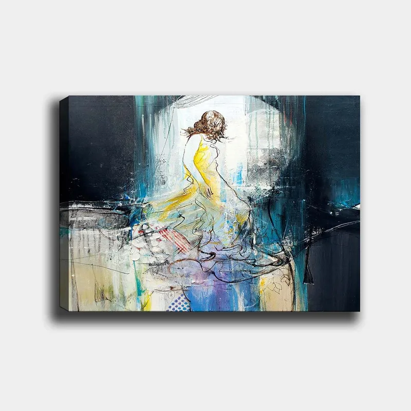 Canvastavla 70x100 cm - Elegant kvinna i en gul klänning som dansar med en drömlik bakgrund - Gul / Blå / Svart - Inredning - Tavlor & konst - Canvastavlor