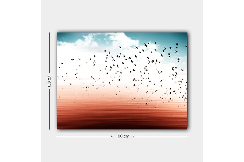 Canvastavla 70x100 cm - Flock av fåglar som flyger över en stilla vattenyta i en harmonisk färgskala - Blå / Korallröd - Inredning - Tavlor & konst - Canvastavlor
