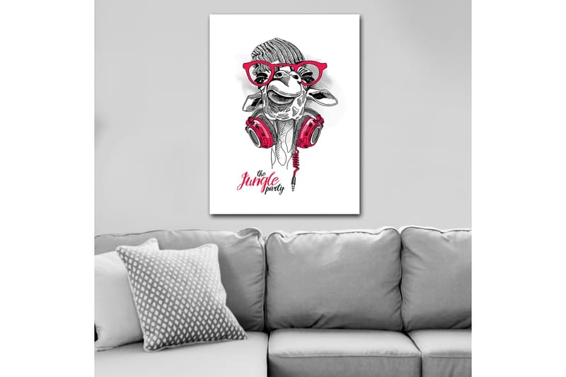 Canvastavla 70x100 cm - Glad giraff med hörlurar och glasögon, som ger en lekfull och modern känsla - Röd / Svart / Vit - Inredning - Tavlor & konst - Canvastavlor