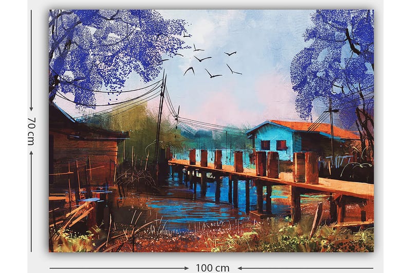 Canvastavla 70x100 cm - Idyllisk landskapsmålning med en brygga som sträcker sig över en stilla vattenyta, omgiven av färgglada hus och träd i lila nyanser - Lila / Blå / Brun - Inredning - Tavlor & konst - Canvastavlor