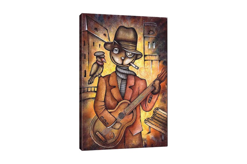 Canvastavla 70x100 cm - Kattklädd musiker spelar gitarr med en fågel på axeln i en stadsmiljö, Brun / Orange / Beige