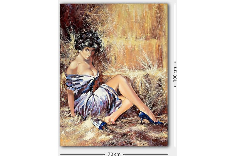 Canvastavla 70x100 cm - Kvinna i en elegant klänning som sitter avslappnat med en självsäker blick - Vit / Brun / Blå - Inredning - Tavlor & konst - Canvastavlor