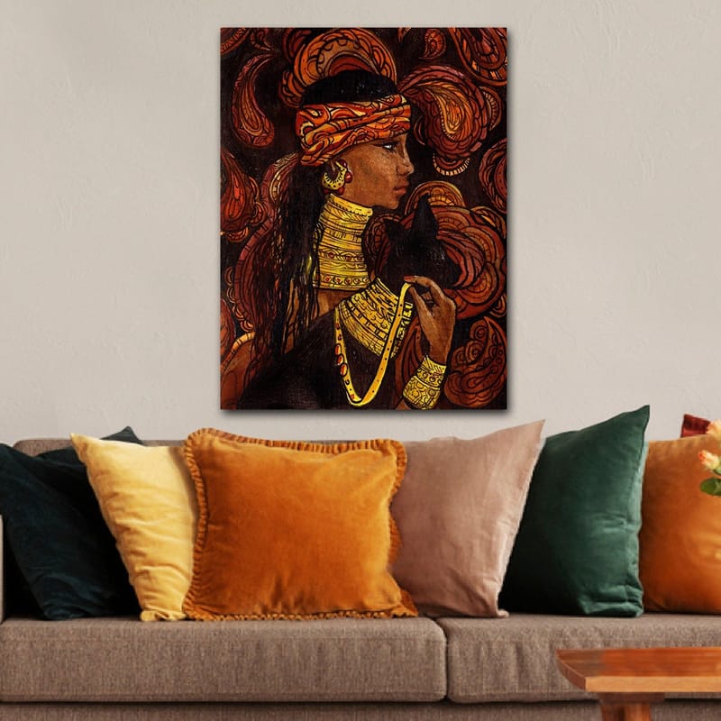 Canvastavla 70x100 cm - Kvinna med ett svart djur, omgiven av svängande mönster i varma färger - Röd / Orange / Svart - Inredning - Tavlor & konst - Canvastavlor
