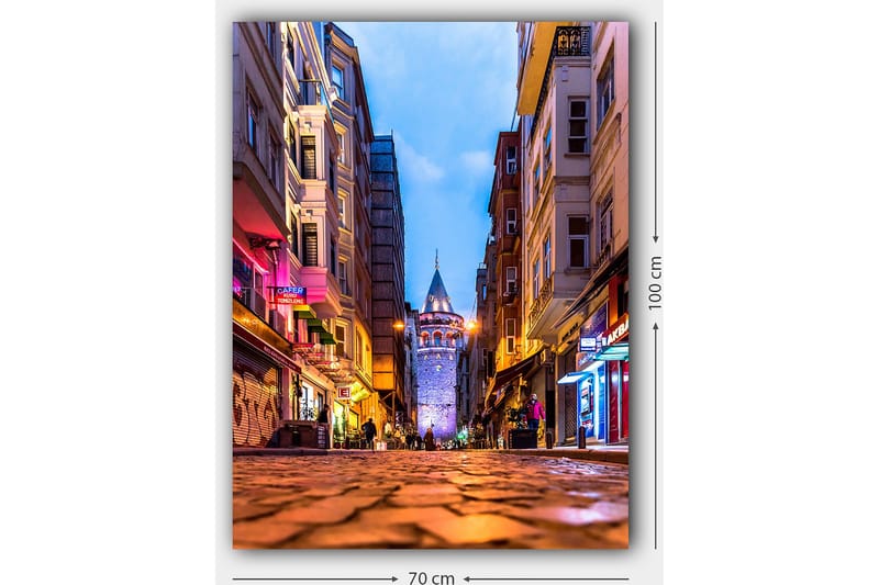 Canvastavla 70x100 cm - Livlig stadsbild med Galata-tornet som huvudfokus i en smal gata - Blå / Orange / Lila - Inredning - Tavlor & konst - Canvastavlor