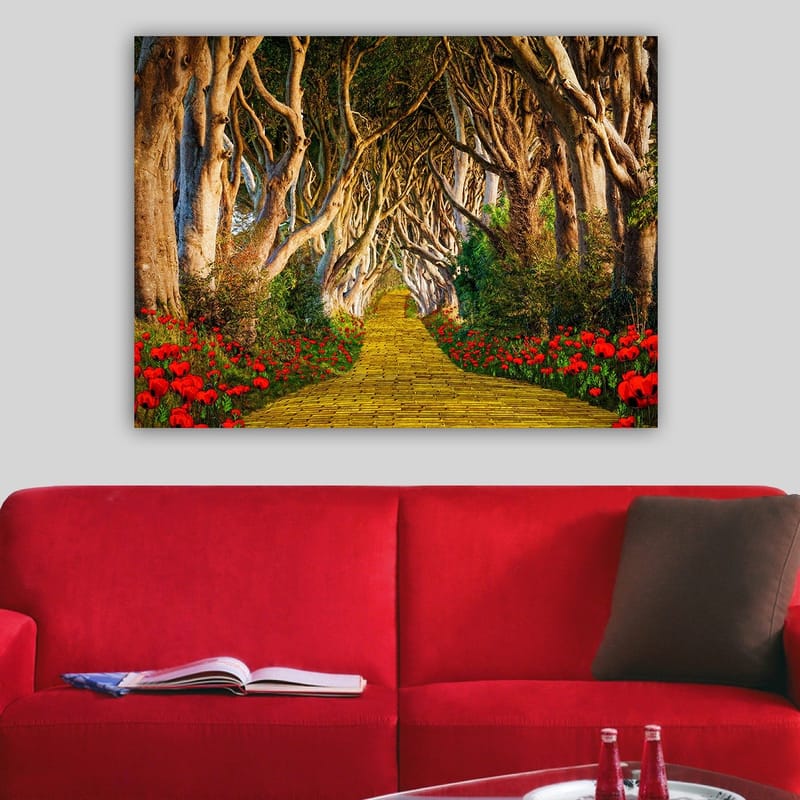 Canvastavla 70x100 cm - Magisk väg kantad av blommor som leder genom en tunnel av träd - Gult / Grönt / Rött - Inredning - Tavlor & konst - Canvastavlor
