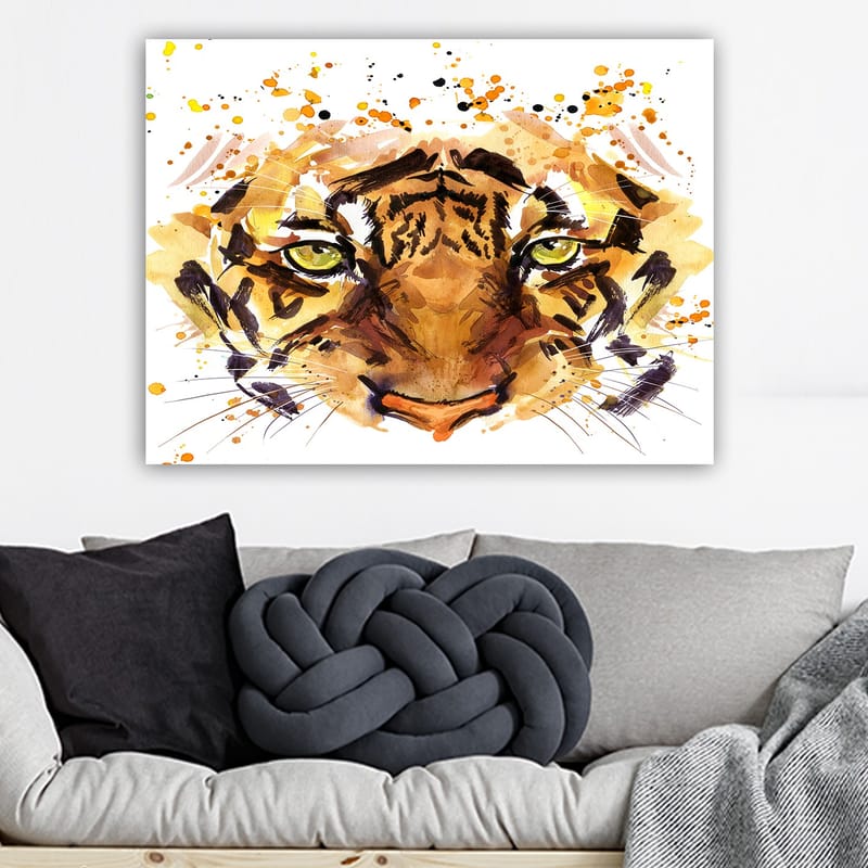 Canvastavla 70x100 cm - Majestätisk tiger med intensiva ögon och kraftfulla drag - Orange / Brun / Guldfärgad - Inredning - Tavlor & konst - Canvastavlor