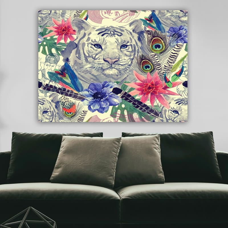Canvastavla 70x100 cm - Majestätisk vit tiger omgiven av färgglada blommor och fjädrar - Vit / Grön / Rosa - Inredning - Tavlor & konst - Canvastavlor