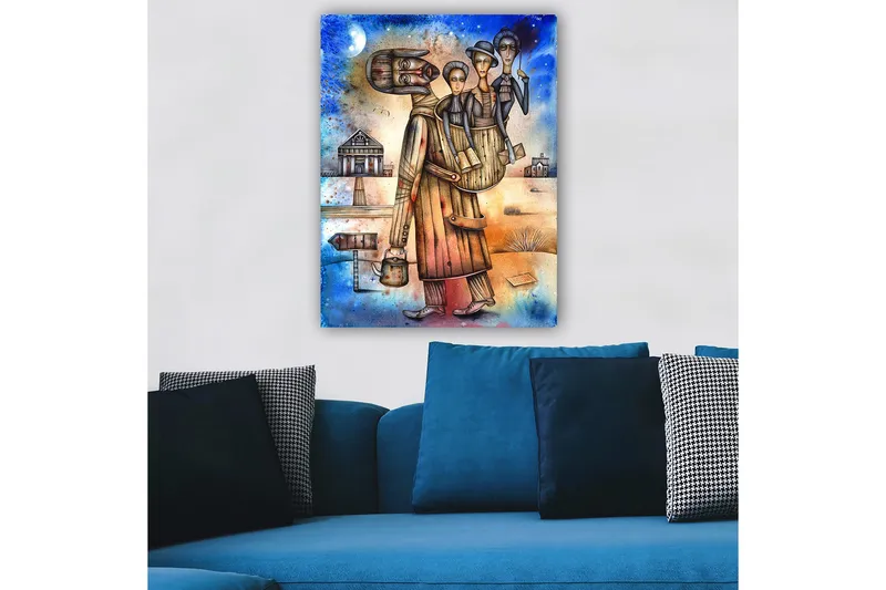 Canvastavla 70x100 cm - Man bär en kvinna och ett barn på ryggen, omgiven av en landskapsmiljö med hus och en skylt - Blå / Brun / Beige - Inredning - Tavlor & konst - Canvastavlor