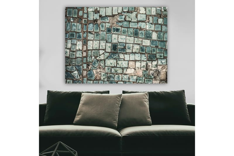 Canvastavla 70x100 cm - Mosaik av skiftande gröna och blå plattor med en strukturerad yta - Mörkgrön / Ljusgrön / Blå - Inredning - Tavlor & konst - Canvastavlor