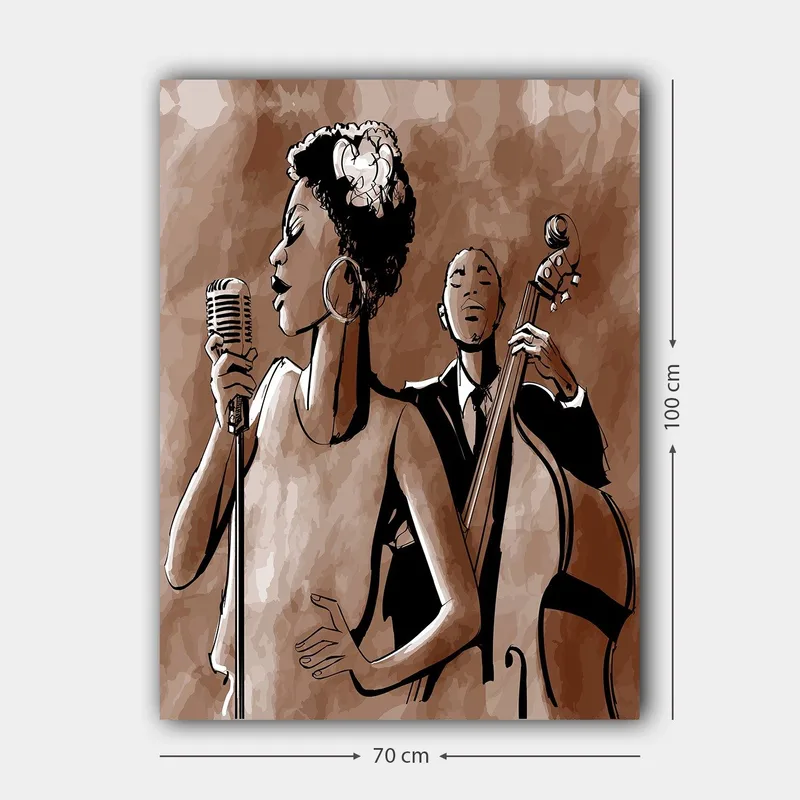 Canvastavla 70x100 cm - Sångerska framför en mikrofon med en basist i bakgrunden - Mörkbrun / Beige / Svart - Inredning - Tavlor & konst - Canvastavlor