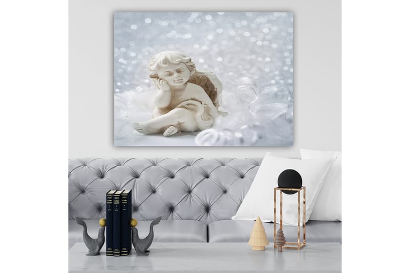 Canvastavla 70x100 cm - Söt ängel i keramik som sitter med en eftertänksam min - Vit / Beige - Inredning - Tavlor & konst - Canvastavlor
