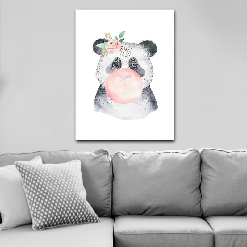 Canvastavla 70x100 cm - Söt panda som blåser bubbelgum med en blomma i örat - Grå / Rosa / Grön - Inredning - Tavlor & konst - Canvastavlor