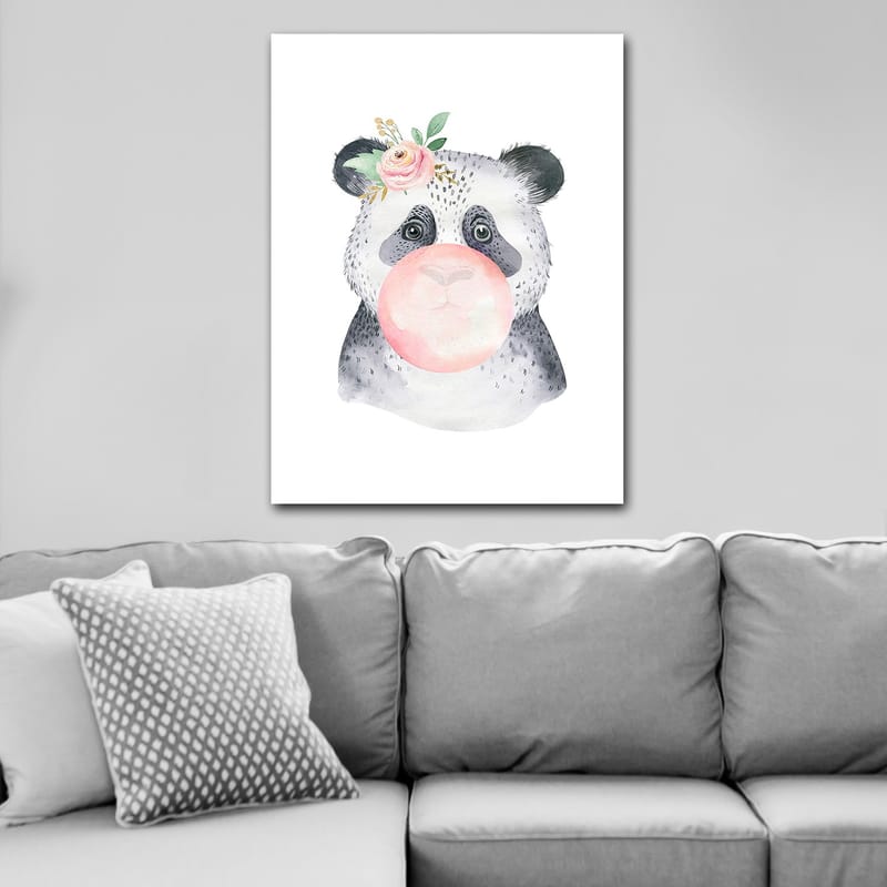 Canvastavla 70x100 cm - Söt panda som blåser bubbelgum med en blomma i örat - Grå / Rosa / Grön - Inredning - Tavlor & konst - Canvastavlor
