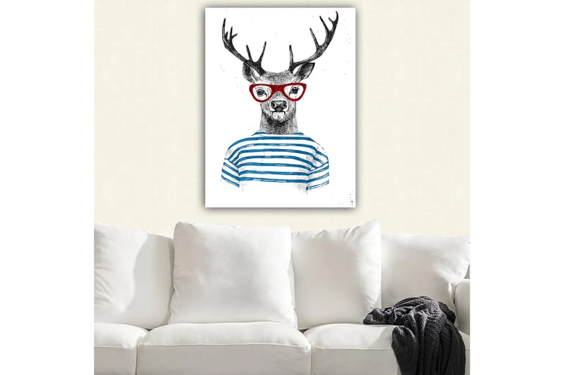Canvastavla 70x100 cm - Stiliserad älg med glasögon och randig tröja - Svart / Röd / Blå - Inredning - Tavlor & konst - Canvastavlor