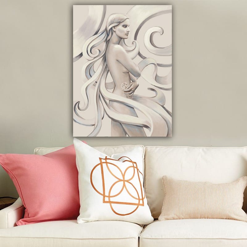 Canvastavla 70x100 cm - Stiliserad kvinna med långt hår som håller en ros, omgiven av svepande linjer - Vit / Ljusgrå / Mörkgrå - Inredning - Tavlor & konst - Canvastavlor