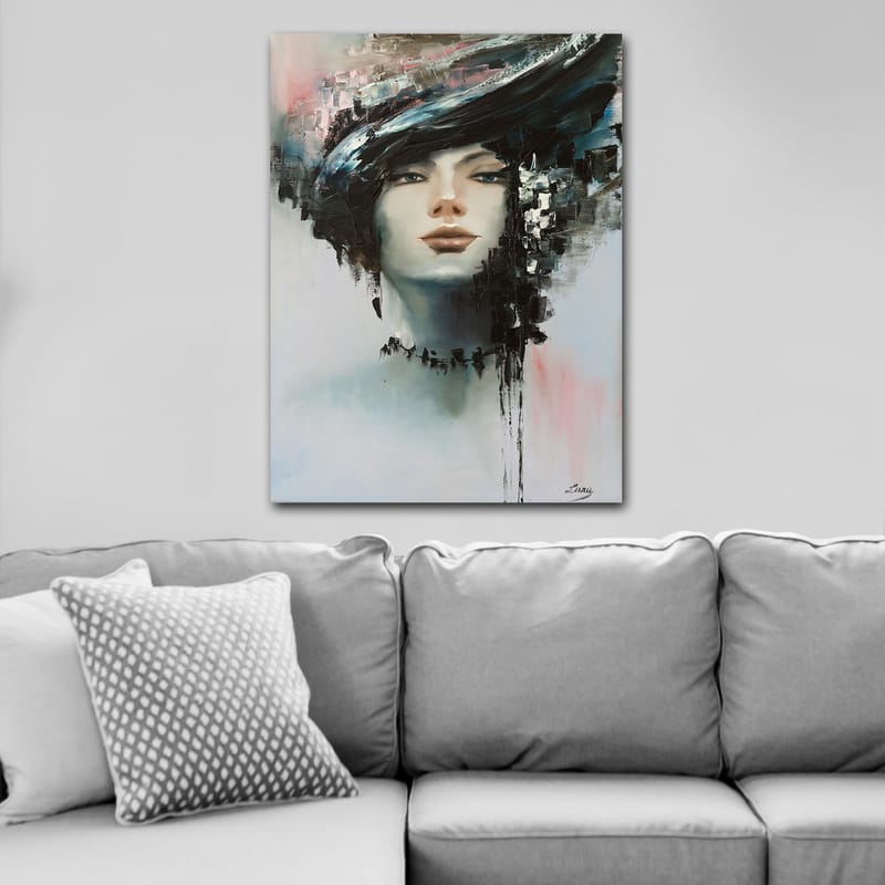 Canvastavla 70x100 cm - Stiliserad kvinnoansikte med en dramatisk frisyr i svart och grått - Svart / Grå / Beige - Inredning - Tavlor & konst - Canvastavlor