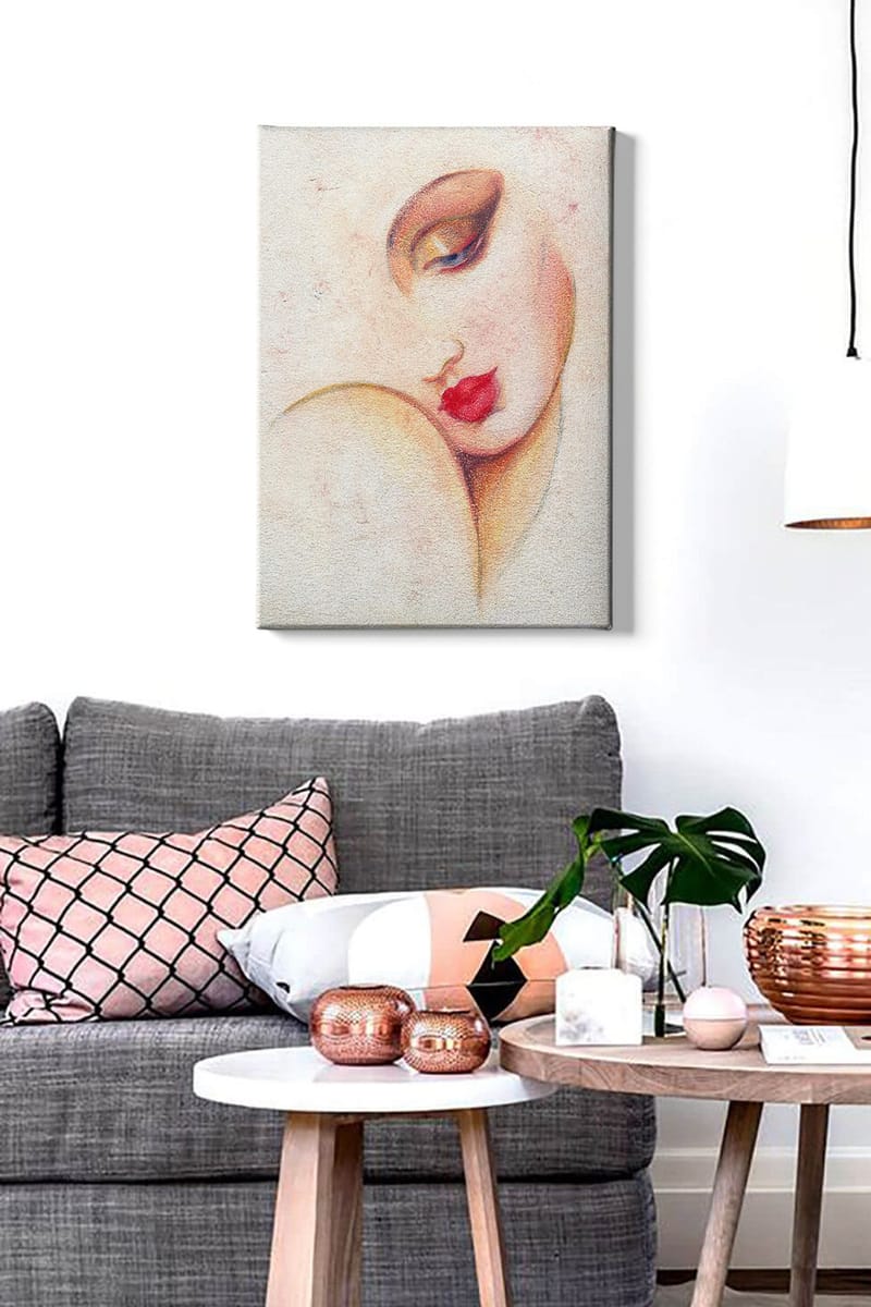 Canvastavla 70x100 cm - Stiliserad kvinnoansikte med framträdande läppar och ögon - Röd / Beige / Brun - Inredning - Tavlor & konst - Canvastavlor