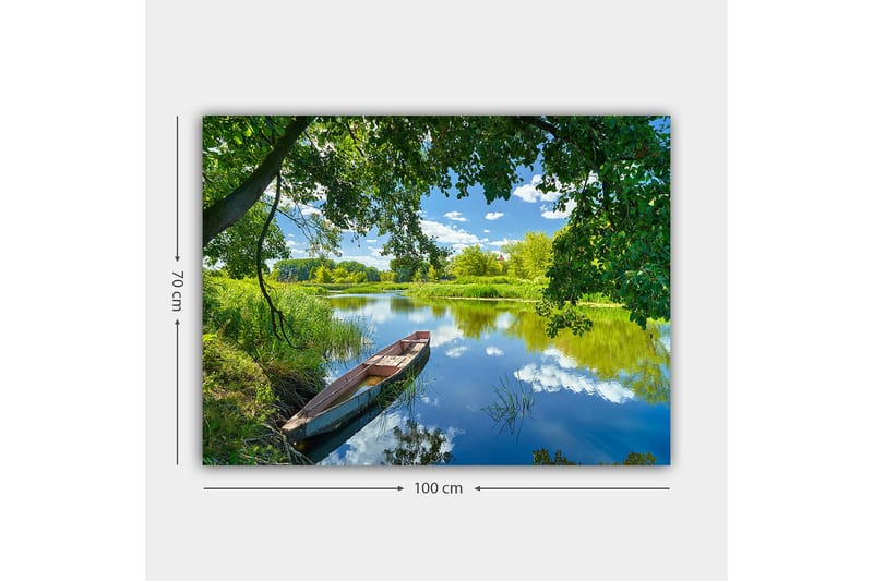 Canvastavla 70x100 cm - Stilla båt vid en spegelblanka sjö omgiven av grönskande träd och växtlighet - Grön / Blå / Brun - Inredning - Tavlor & konst - Canvastavlor