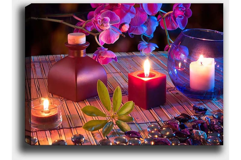 Canvastavla 70x100 cm - Stillsam och harmonisk stilleben med ljus, blommor och dekorationer - Mörkröd / Grön / Lila - Inredning - Tavlor & konst - Canvastavlor
