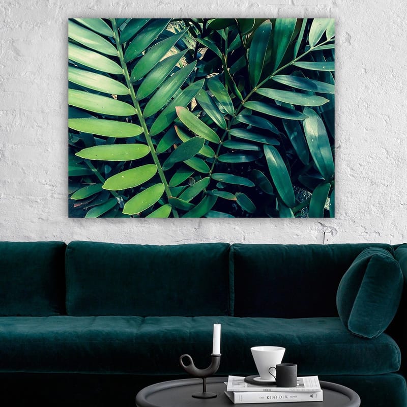 Canvastavla 70x100 cm - Tätt sammanvävda gröna växtblad som skapar en frodig och livfull känsla - Mörkgrön / Ljusgrön - Inredning - Tavlor & konst - Canvastavlor
