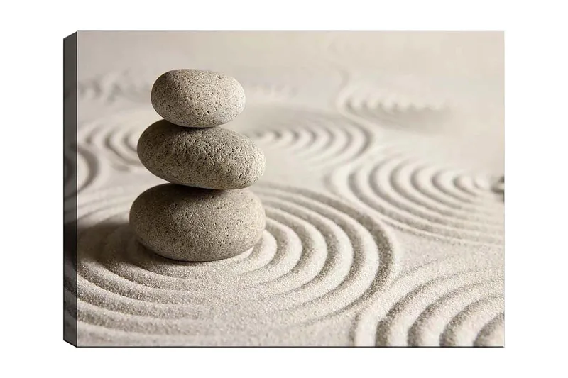 Canvastavla 70x100 cm - Tre staplade stenar på en sandyta med vågiga mönster, Grå / Beige