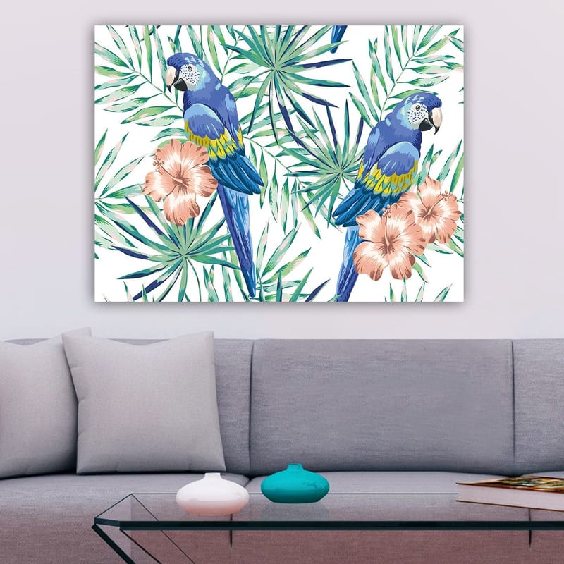Canvastavla 70x100 cm - Två färgglada papegojor omgivna av tropiska växter och blommor - Blå / Grön / Rosa - Inredning - Tavlor & konst - Canvastavlor