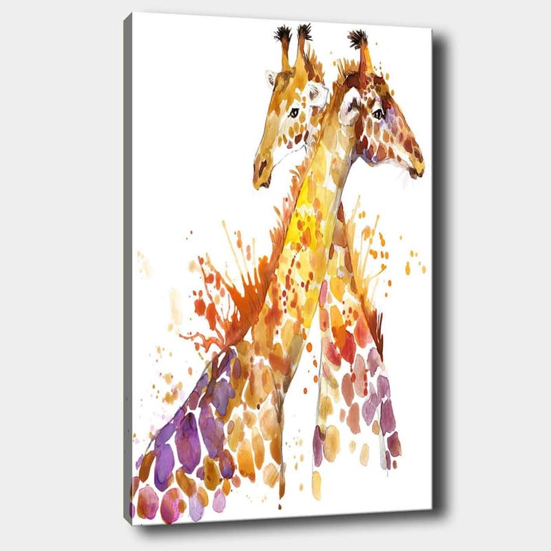 Canvastavla 70x100 cm - Två giraffer som står nära varandra, framhävt av färgglada akvarelltoner - Guldbrun / Lila / Orange - Inredning - Tavlor & konst - Canvastavlor