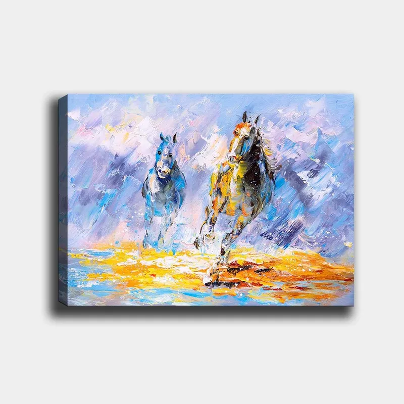 Canvastavla 70x100 cm - Två hästar som galopperar framåt i en dynamisk och färgstark komposition, Blå / Gul / Orange