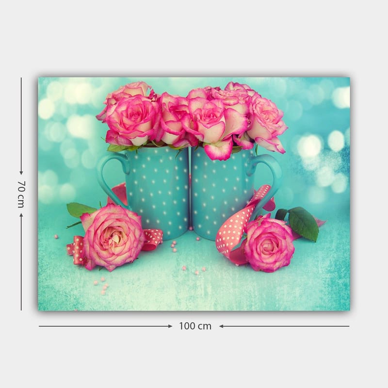 Canvastavla 70x100 cm - Två turkosa muggar fyllda med rosa rosor - Turkos / Rosa - Inredning - Tavlor & konst - Canvastavlor
