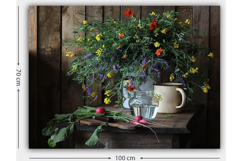 Canvastavla 70x100 cm - Vacker bukett med färgglada blommor i en glasvas på ett träbord - Grön / Gul / Röd - Inredning - Tavlor & konst - Canvastavlor