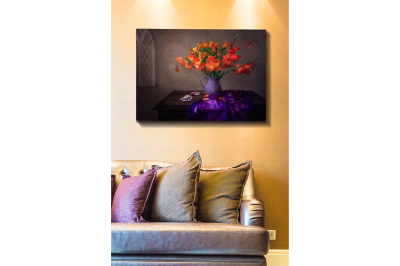 Canvastavla 70x100 cm - Vacker bukett med orange gladiolus i en lila vas, Orange / Lila
