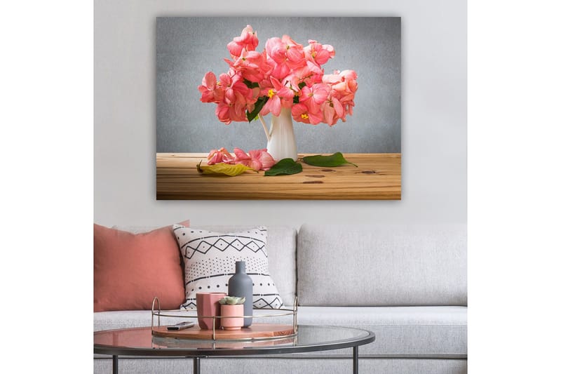 Canvastavla 70x100 cm - Vacker bukett med rosa blommor i en vit vas - Rosa / Grön / Gul - Inredning - Tavlor & konst - Canvastavlor