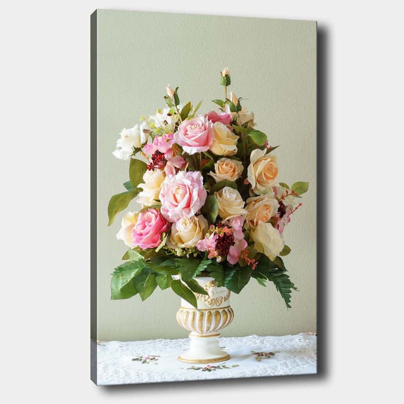 Canvastavla 70x100 cm - Vacker bukett med rosa och gula rosor i en dekorativ vas, Rosa / Gul / Grön
