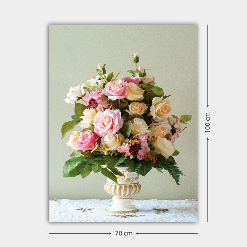 Canvastavla 70x100 cm - Vacker bukett med rosa och gula rosor i en dekorativ vas - Rosa / Gul / Grön - Inredning - Tavlor & konst - Canvastavlor