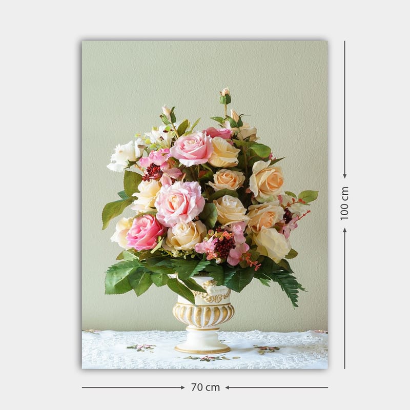 Canvastavla 70x100 cm - Vacker bukett med rosa och gula rosor i en dekorativ vas - Rosa / Gul / Grön - Inredning - Tavlor & konst - Canvastavlor
