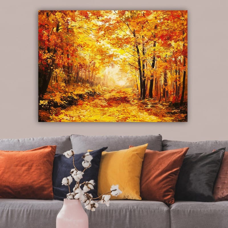 Canvastavla 70x100 cm - Vacker höstskog med gyllene och orangea löv som skapar en varm och inbjudande atmosfär - Guld / Orange / Röd - Inredning - Tavlor & konst - Canvastavlor