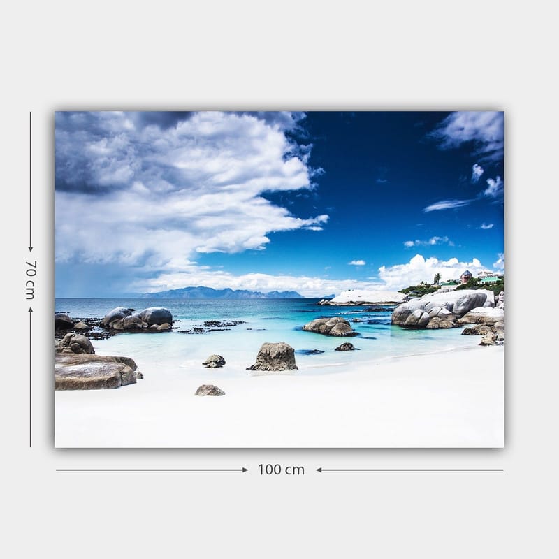 Canvastavla 70x100 cm - Vacker kustlandskap med klippor och klart blått vatten under en dramatisk himmel - Blå / Vit / Grå - Inredning - Tavlor & konst - Canvastavlor