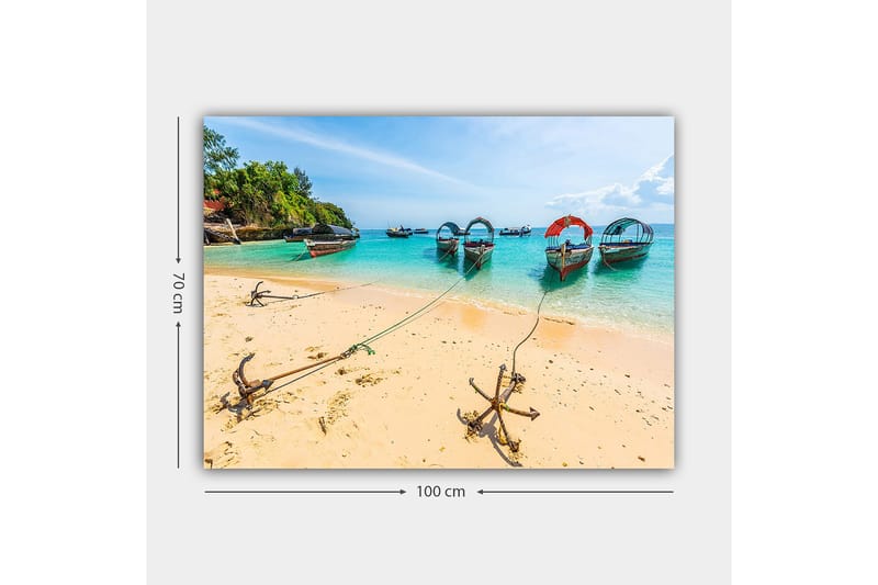 Canvastavla 70x100 cm - Vacker strandscen med flera färgglada båtar som ligger förtöjda vid en sandstrand - Turkos / Beige / Röd - Inredning - Tavlor & konst - Canvastavlor