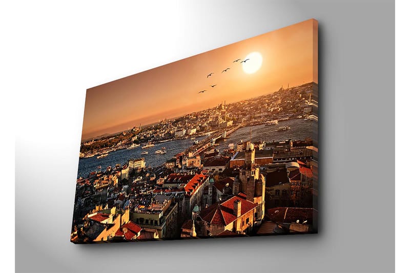 Canvastavla 70x100 cm - Vacker vy över Istanbul vid solnedgång, med takåsar och båtar på vattnet - Orange / Röd / Blå - Inredning - Tavlor & konst - Canvastavlor