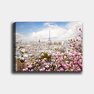 Canvastavla 70x100 cm - Vacker vy över Paris med Eiffeltornet omgiven av blommande körsbärsträd - Rosa / Blå / Grön - Inredning - Tavlor & konst - Canvastavlor