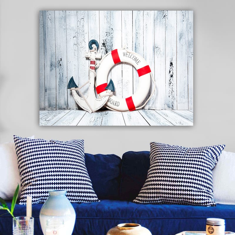 Canvastavla 70x100 cm - Vit livboj med röda detaljer och en ankarformad dekoration i marin stil - Vit / Röd / Blå - Inredning - Tavlor & konst - Canvastavlor