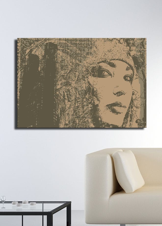 Canvastavla 70x100 cm - Porträtt av en kvinna med en mystisk och uttrycksfull blick - Beige / Brun - Inredning - Tavlor & konst - Canvastavlor