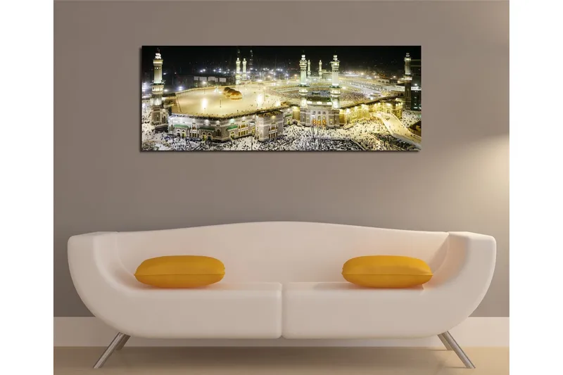 Canvastavla 80x30 cm - Storslagen vy över den heliga platsen i Mecka vid nattens ljus - Guld / Grön / Svart - Inredning - Tavlor & konst - Canvastavlor
