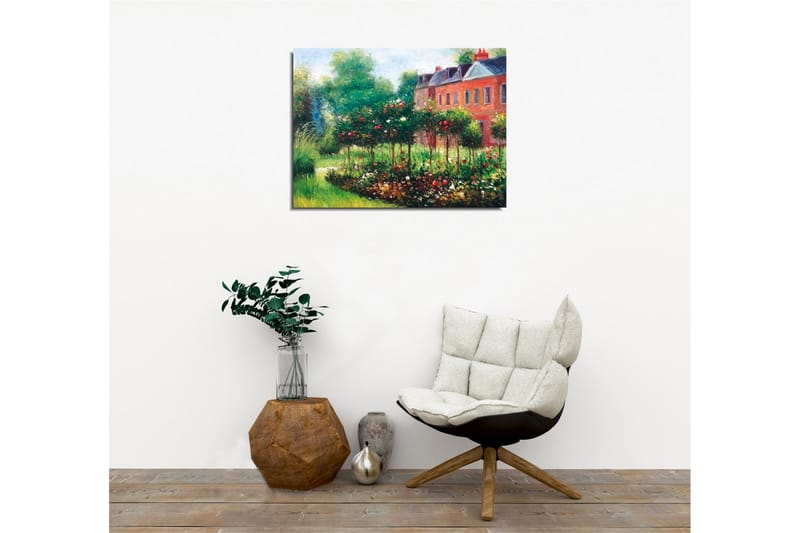 Canvastavla - Blomstrande trädgård med rosor och gröna buskar - Grön / Röd / Brun - Inredning - Tavlor & konst - Canvastavlor