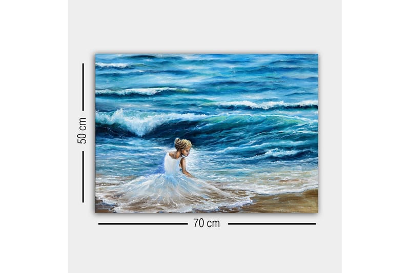 Canvastavla - Flicka i vit klänning som leker vid havet - Blå / Vit / Beige - Inredning - Tavlor & konst - Canvastavlor