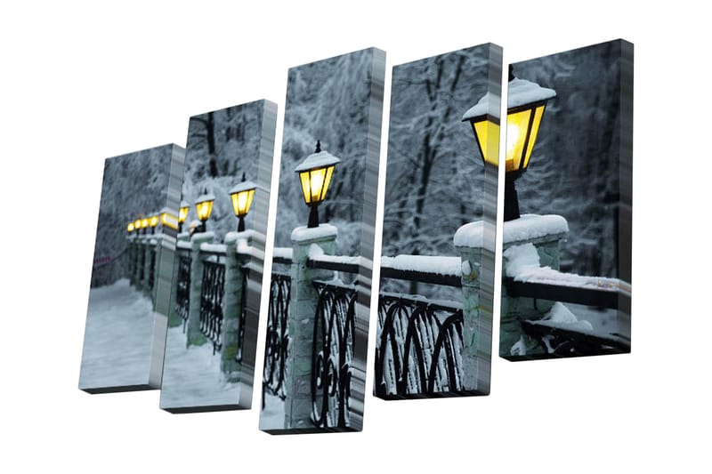 Canvastavla i 5 delar 82x50 cm - Vinterlandskap med snöklädda lampor längs en bro - Grå / Vit / Gul - Inredning - Tavlor & konst - Canvastavlor