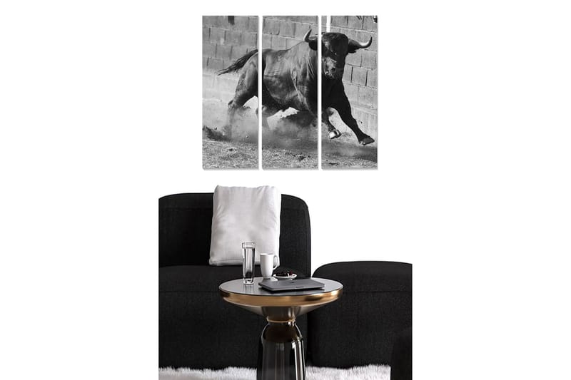 Canvastavla i trä 3-delar 50x70 cm - Dynamisk tjur i rörelse - Svart / Vitt / Grått - Inredning - Tavlor & konst - Canvastavlor