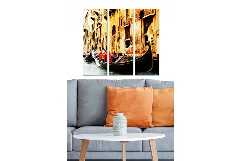 Canvastavla i trä 3-delar 50x70 cm - Gondoler i en venetiansk kanal med färgglada kläder - Guld / Röd / Svart - Inredning - Tavlor & konst - Canvastavlor